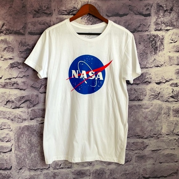 Mens NASA Graphic Tee - Picture 3 of 7